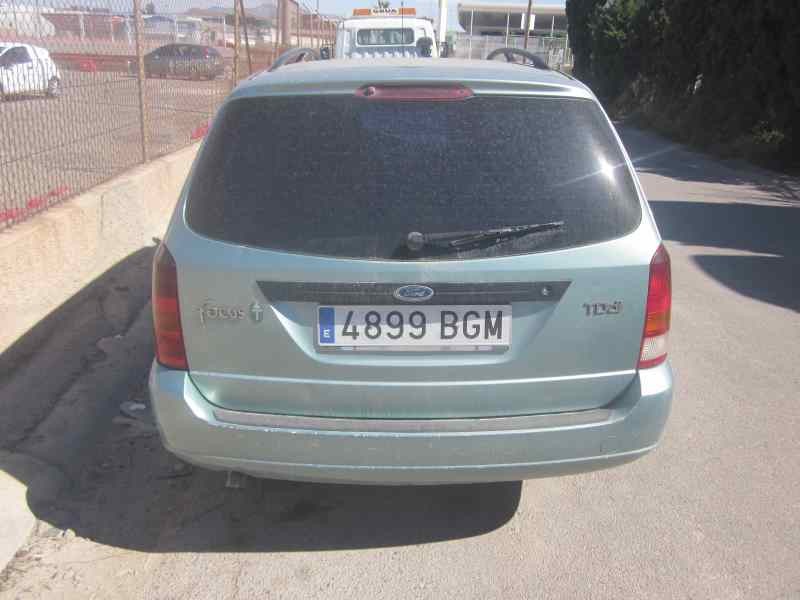 ford focus turnier (cak) del año 2001