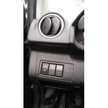 mazda 2 berlina (dy) del año 2005