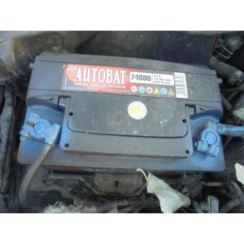 mercedes-benz clase c (w201) berlina del año 1992