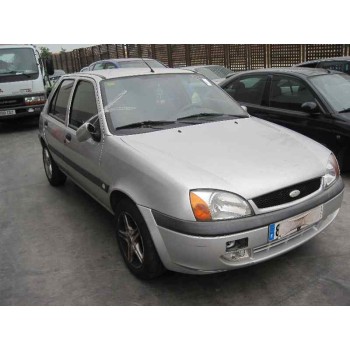 ford fiesta berlina (dx) del año 2001