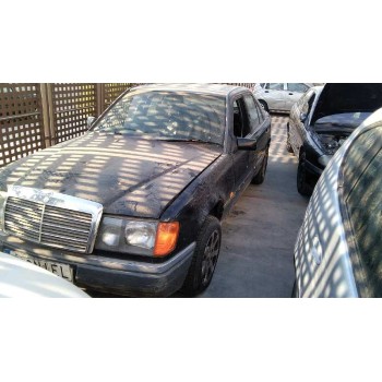 mercedes-benz clase e (w124) berlina del año 1985