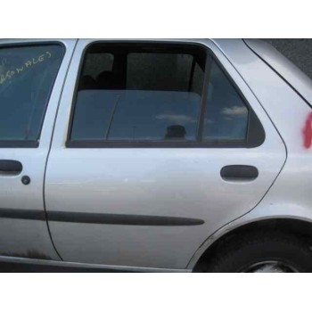 ford fiesta berlina del año 1996