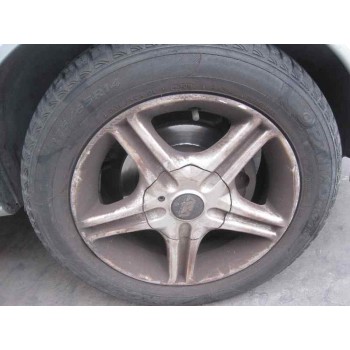 ford fiesta berlina (dx) del año 2001