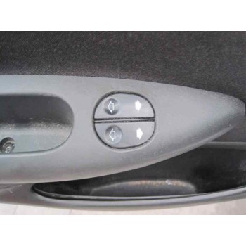 ford fiesta berlina (dx) del año 2001