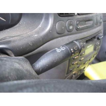 ford fiesta berlina del año 1996