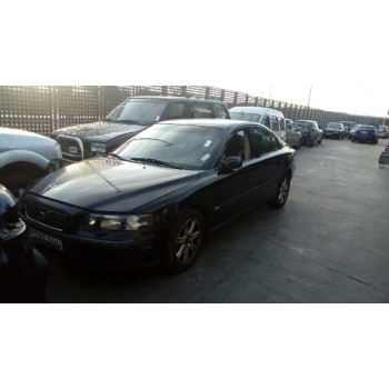 volvo s60 berlina del año 2000