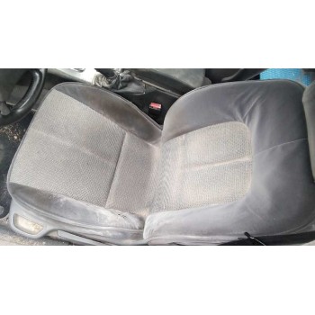 peugeot 407 del año 2004