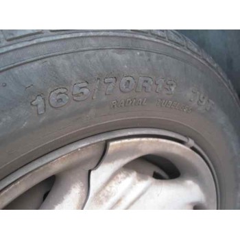 ford fiesta berlina del año 1996