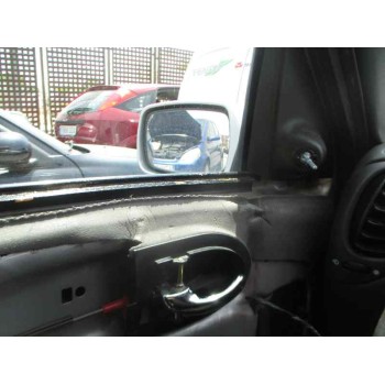 ford fiesta berlina (dx) del año 2001