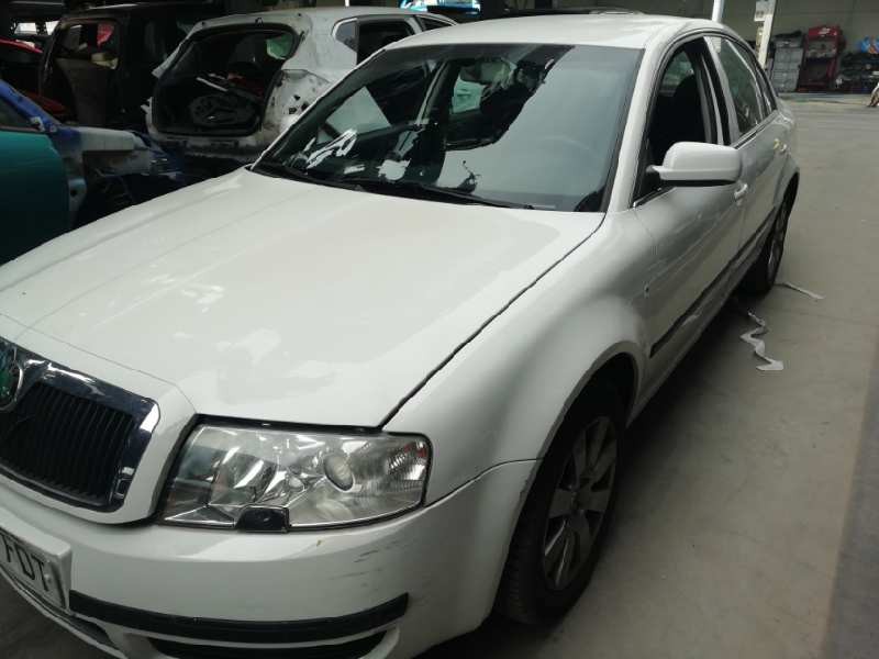 SKODA SUPERB (3U4)