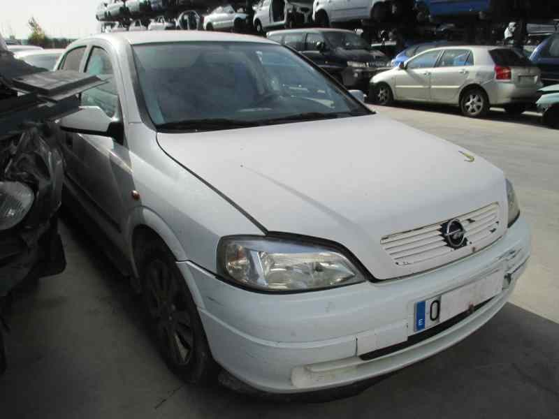opel astra g berlina del año 1998