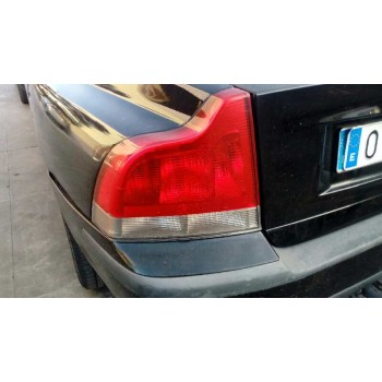 volvo s60 berlina del año 2000