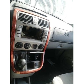 kia carnival ii del año 2004