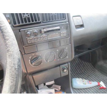 volkswagen passat berlina (312) del año 1989