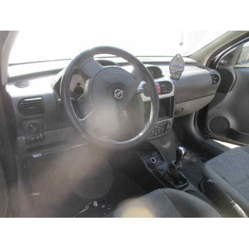 opel corsa c del año 2000