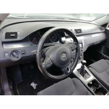 volkswagen passat berlina (3c2) del año 2010