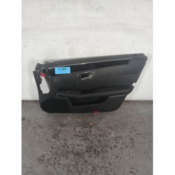 GUARNECIDO PUERTA DELANTERA DERECHA 