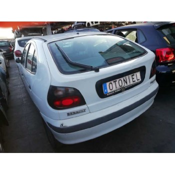 renault megane i berlina hatchback (ba0) del año 1996