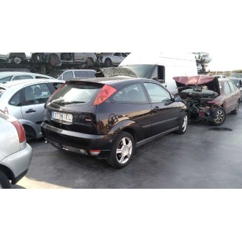 ford focus berlina (cak) del año 2001