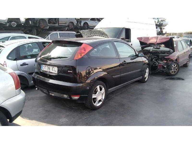 FORD FOCUS BERLINA (CAK)