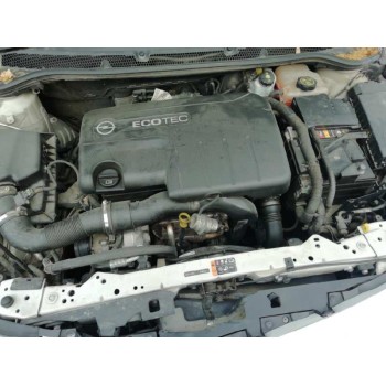 opel astra j sports tourer del año 2014