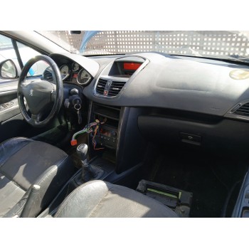 peugeot 207 del año 2006