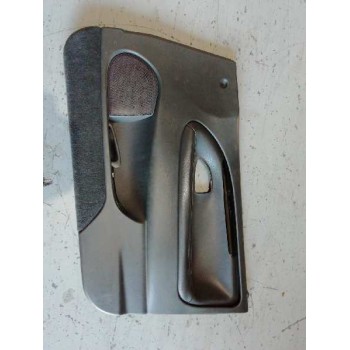 GUARNECIDO PUERTA DELANTERA DERECHA 