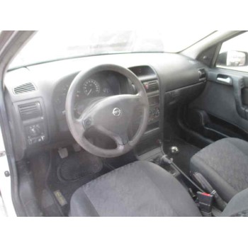 opel astra g berlina del año 2002