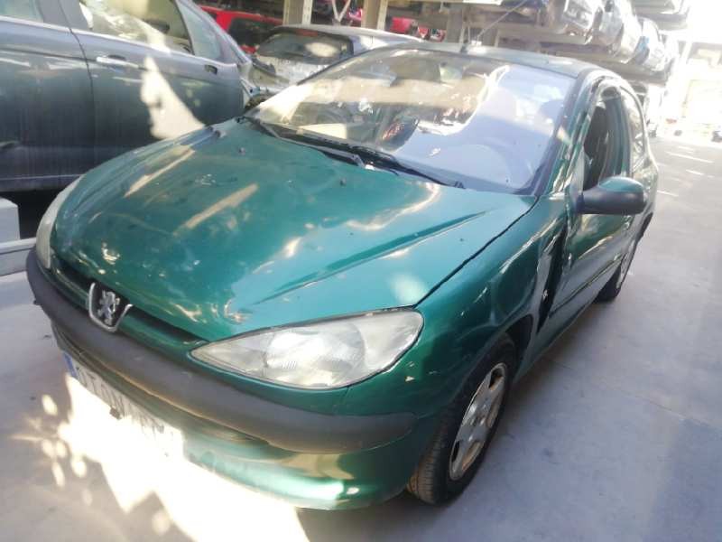 PEUGEOT 206 BERLINA