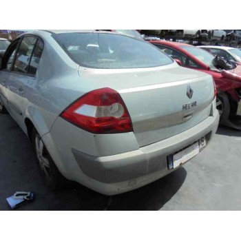 renault megane ii classic berlina del año 2004