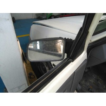 peugeot 205 berlina del año 1987