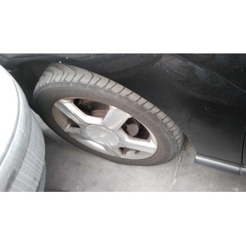 ford focus berlina (cak) del año 2001