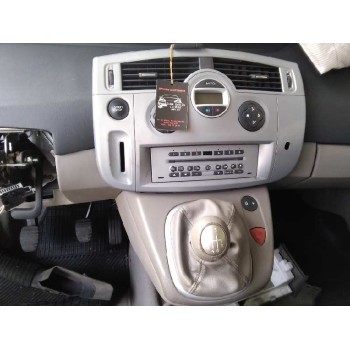 renault scenic ii del año 2004