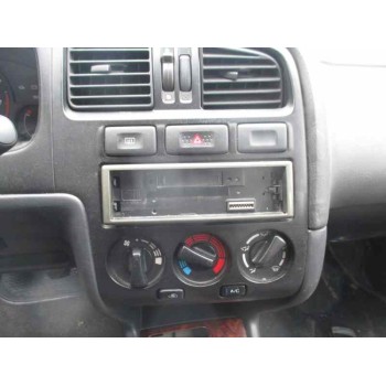 nissan primera berlina (p11) del año 1999