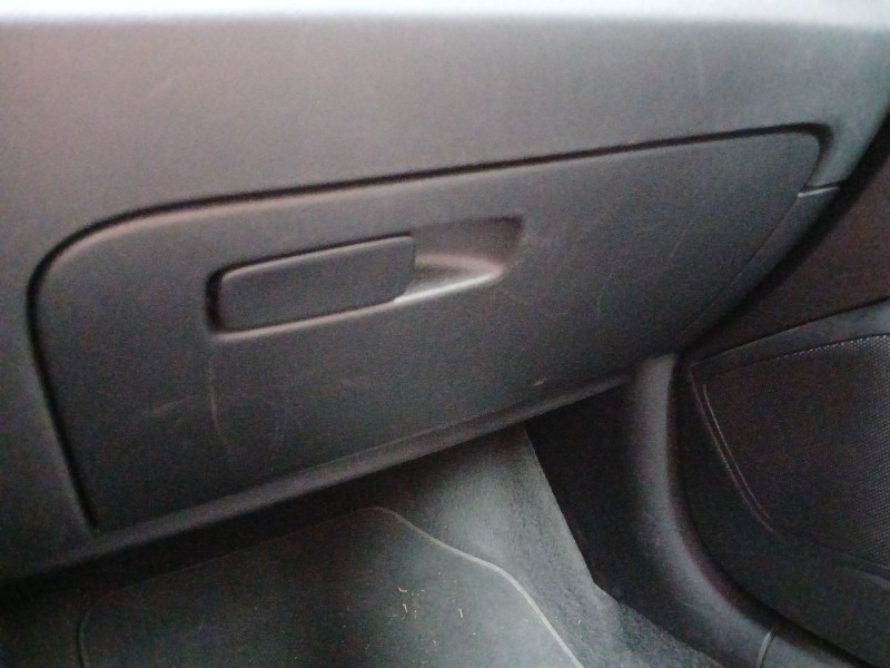 Recambio de guantera para audi a1 (8x1, 8xk) 1.2 tfsi referencia OEM IAM   