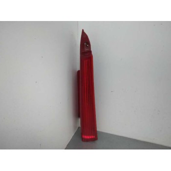 PILOTO TRASERO DERECHO 9655863780 SUPERIOR EMBELLECEDOR ROTO