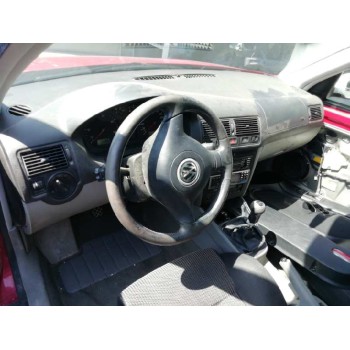 volkswagen golf iv berlina (1j1) del año 2002