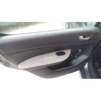 peugeot 307 berlina (s2) del año 2006