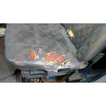 mercedes-benz vito (w638) caja cerrada del año 1999