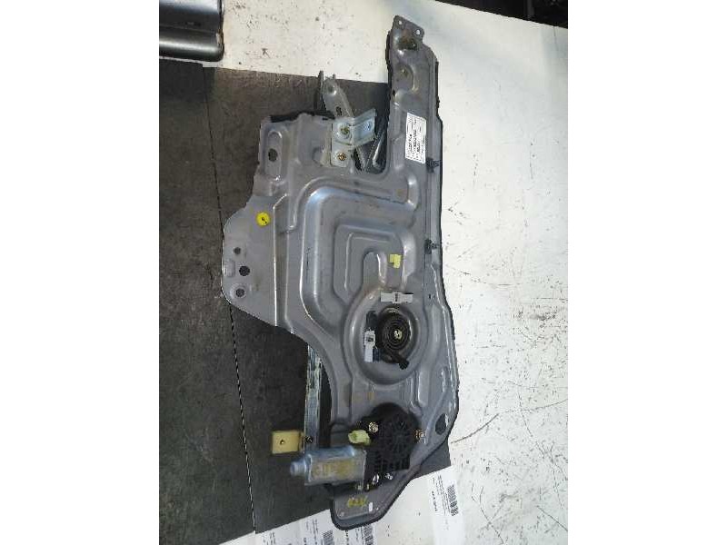 Recambio de elevalunas delantero derecho para hyundai trajet (fo) 2.0 crdi gls referencia OEM IAM 824803A000 ELECTRICO 