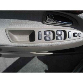 volvo v40 familiar del año 2001