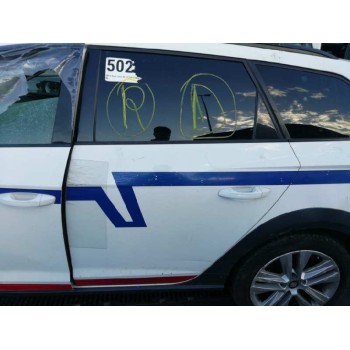 PUERTA TRASERA IZQUIERDA UN TOQUE 