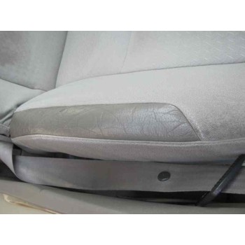 volvo v40 familiar del año 2001