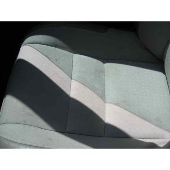 volvo v40 familiar del año 2001