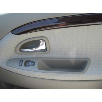 volvo v40 familiar del año 2001