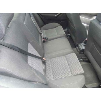 volkswagen golf iv berlina (1j1) del año 2002