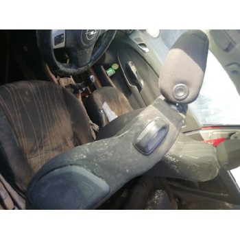 opel corsa d del año 2009