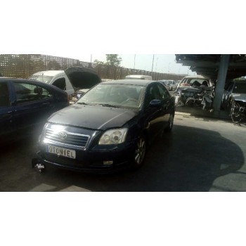 TOYOTA AVENSIS BERLINA (T25)
