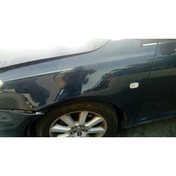 toyota avensis berlina (t25) del año 2004