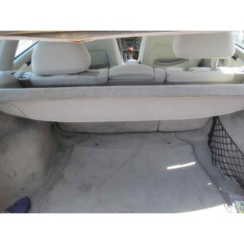 volvo v40 familiar del año 2001